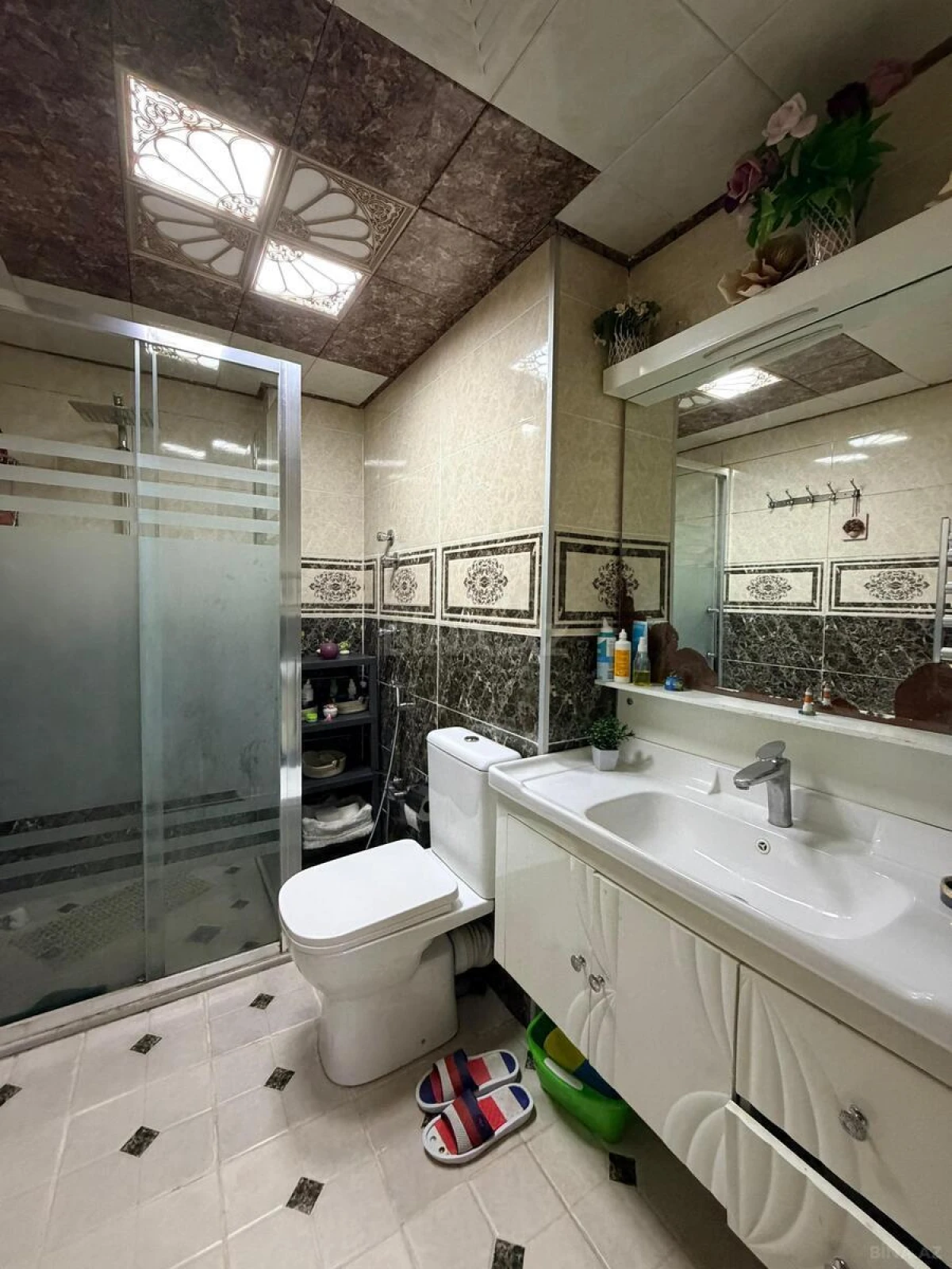 Satılır 3 otaqlı mənzil 102 m²