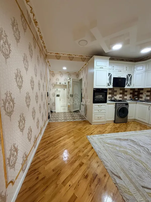 Satılır 3 otaqlı mənzil 102 m²