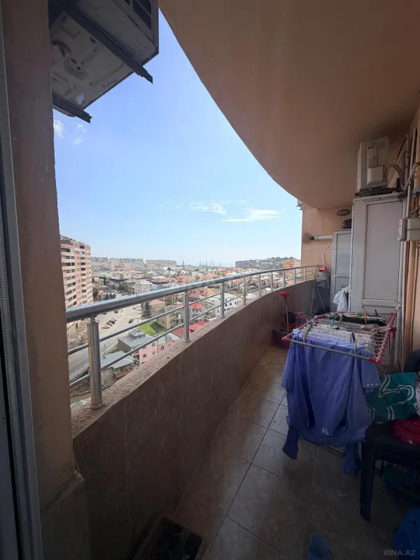Satılır 3 otaqlı mənzil 102 m²
