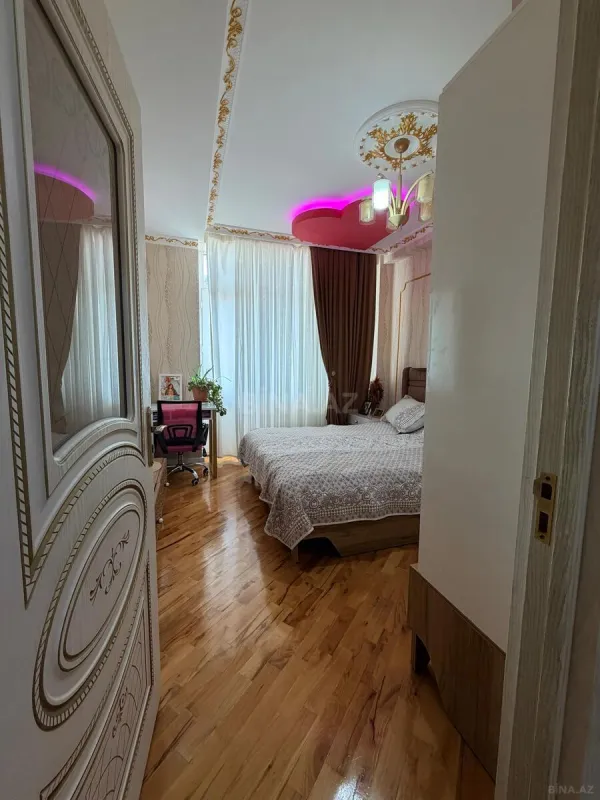 Satılır 3 otaqlı mənzil 102 m²