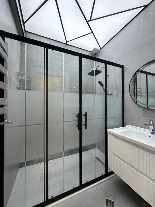 Satılır 3 otaqlı mənzil 105 m²