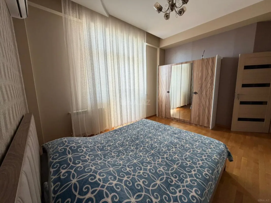 Kirayə verilir 3 otaqlı mənzil 110 m²