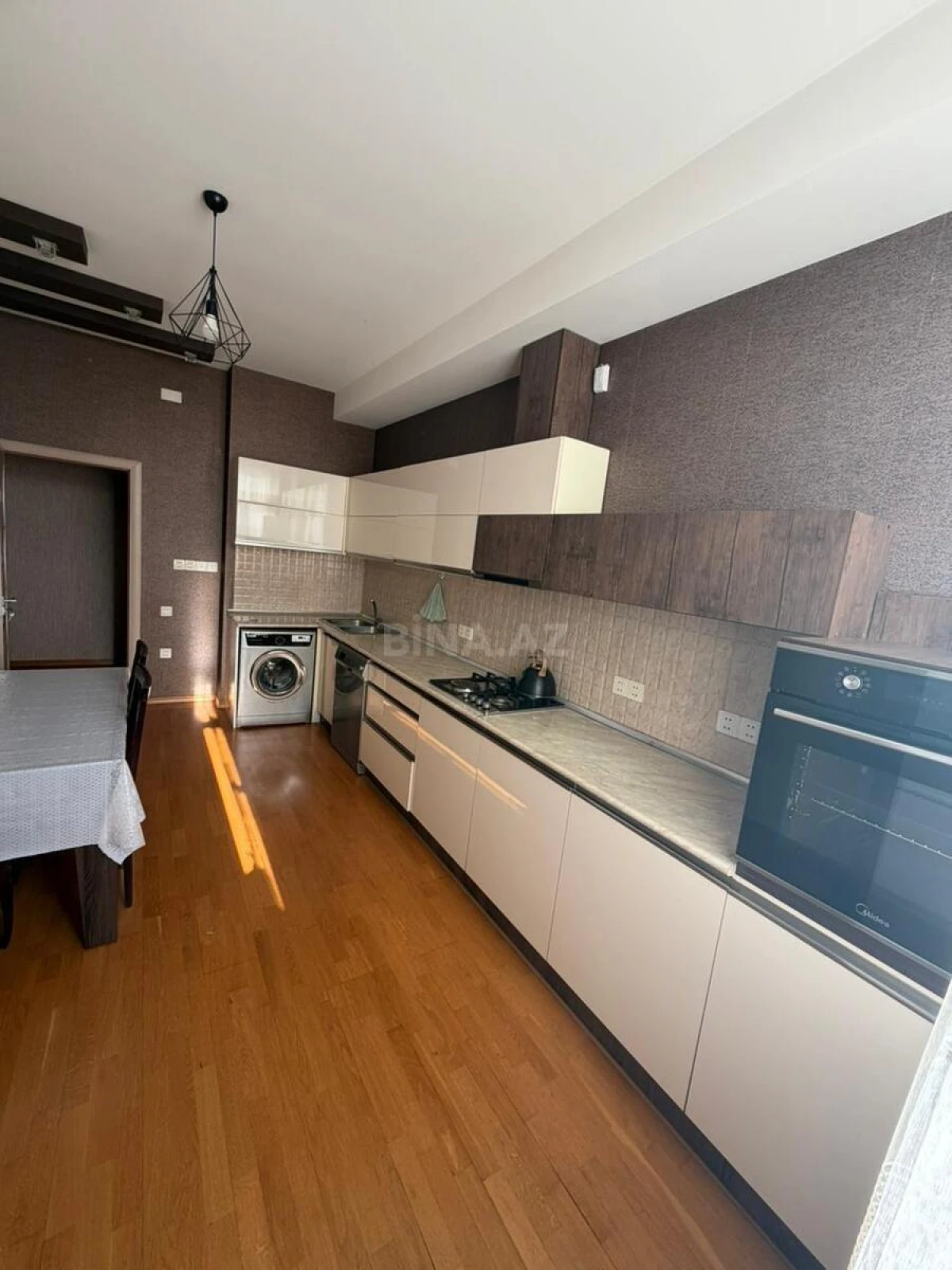Kirayə verilir 3 otaqlı mənzil 110 m²