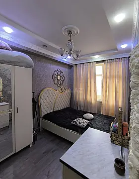 Satılır 2 otaqlı mənzil 58 m²