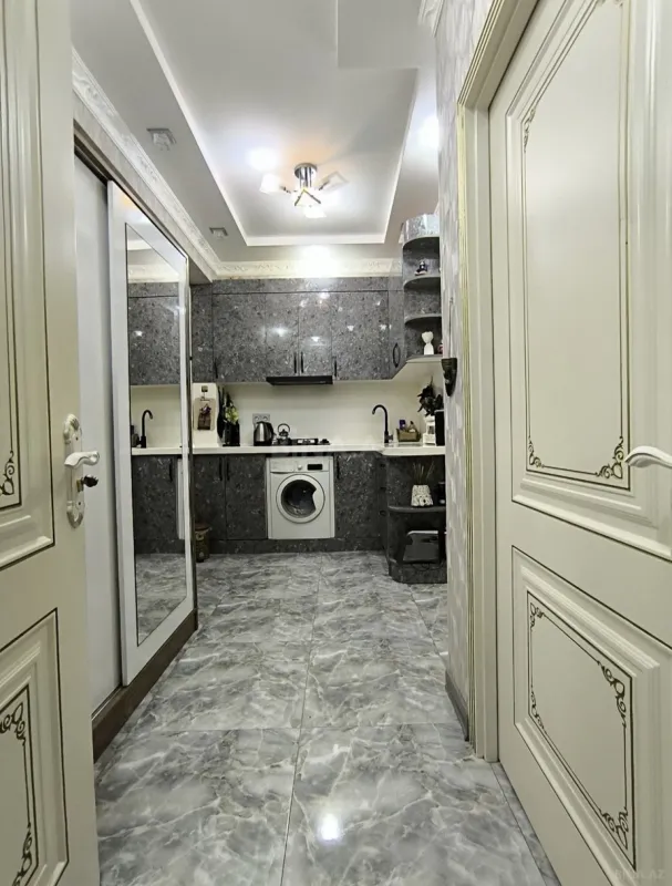 Satılır 2 otaqlı mənzil 58 m²