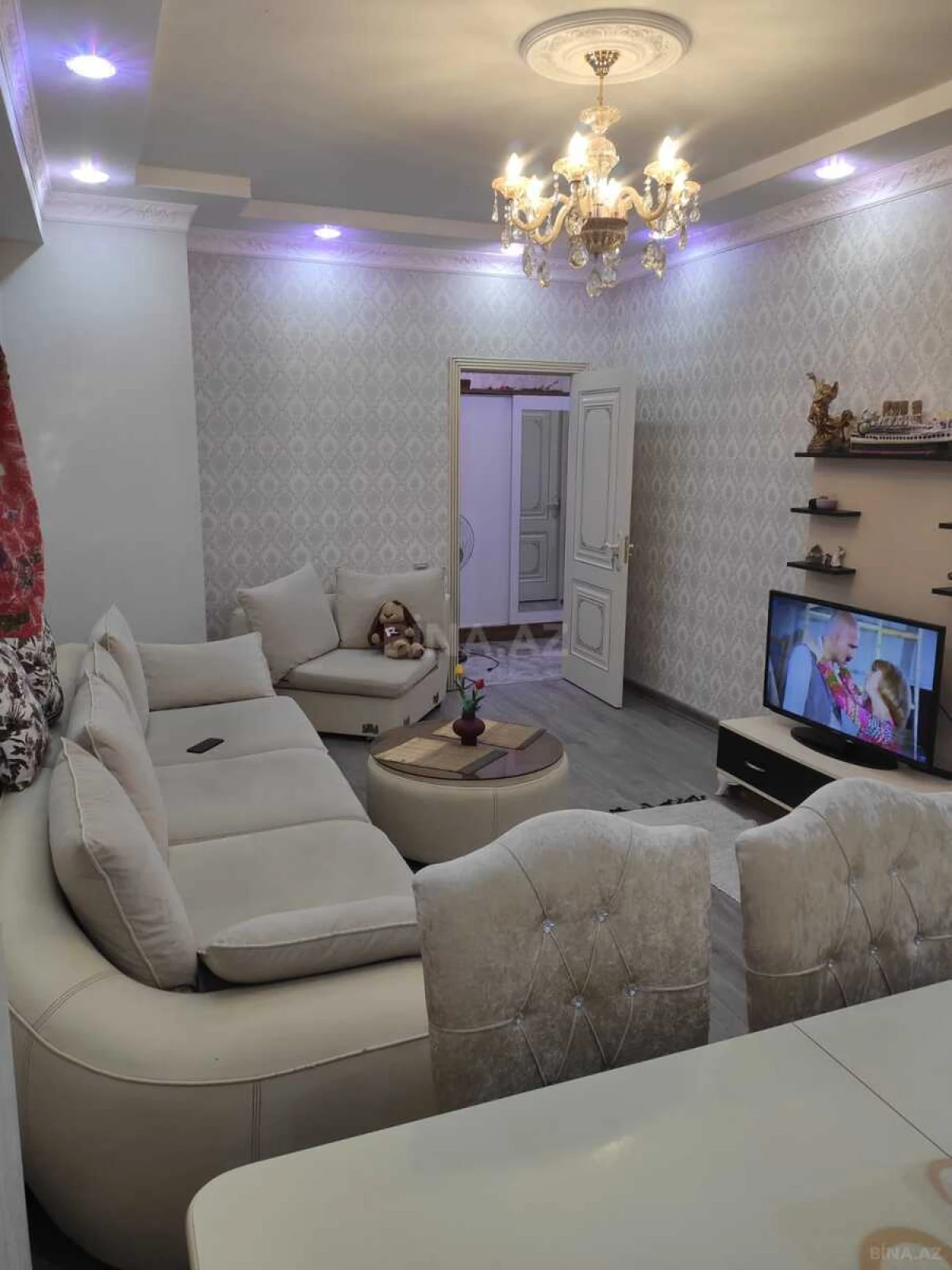 Satılır 2 otaqlı mənzil 58 m²