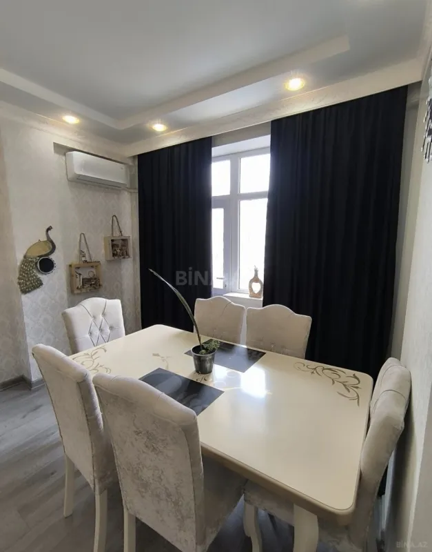 Satılır 2 otaqlı mənzil 58 m²