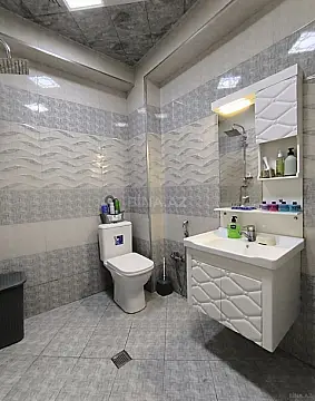 Satılır 2 otaqlı mənzil 58 m²
