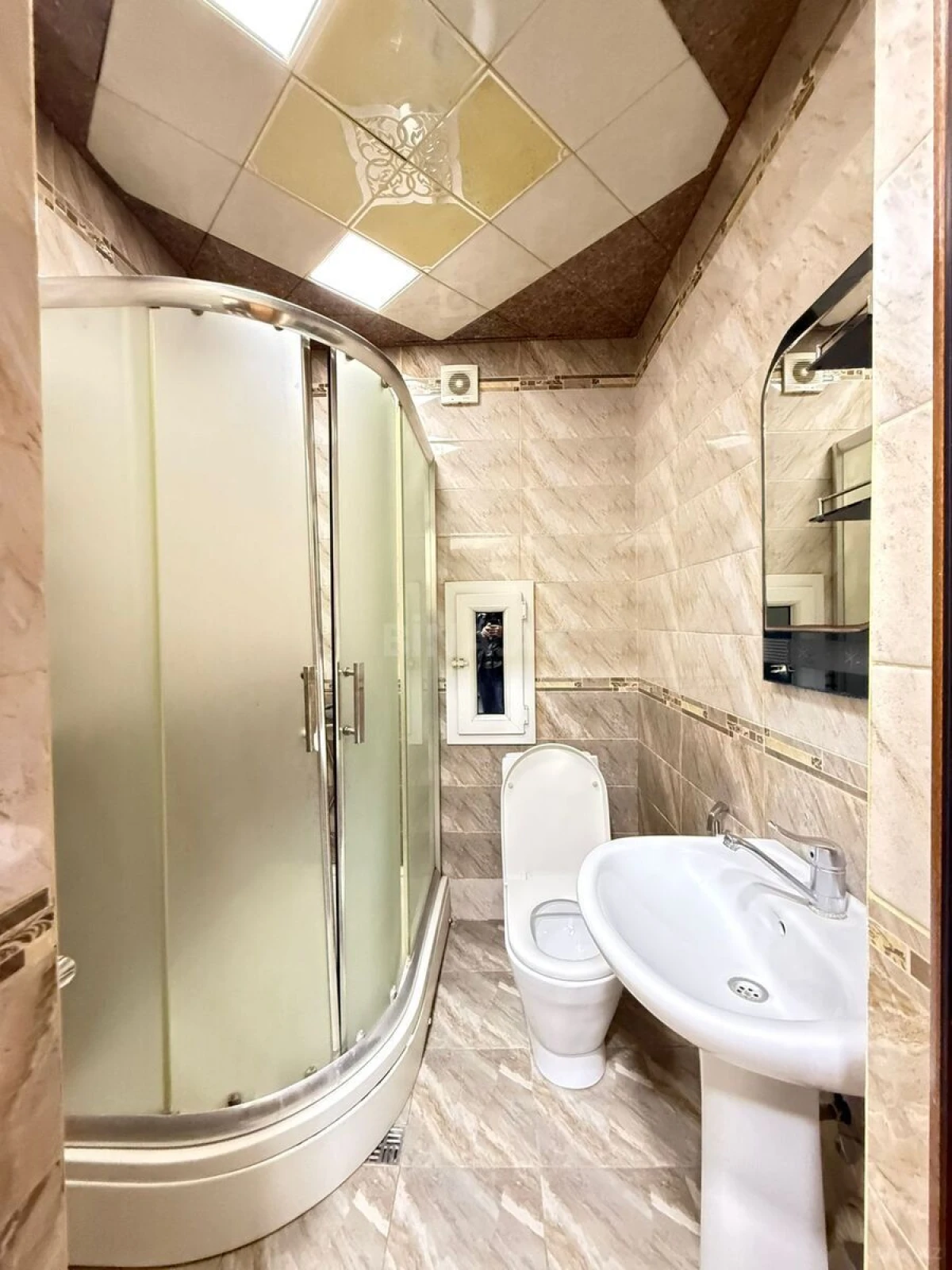 Satılır 2 otaqlı mənzil 52 m²