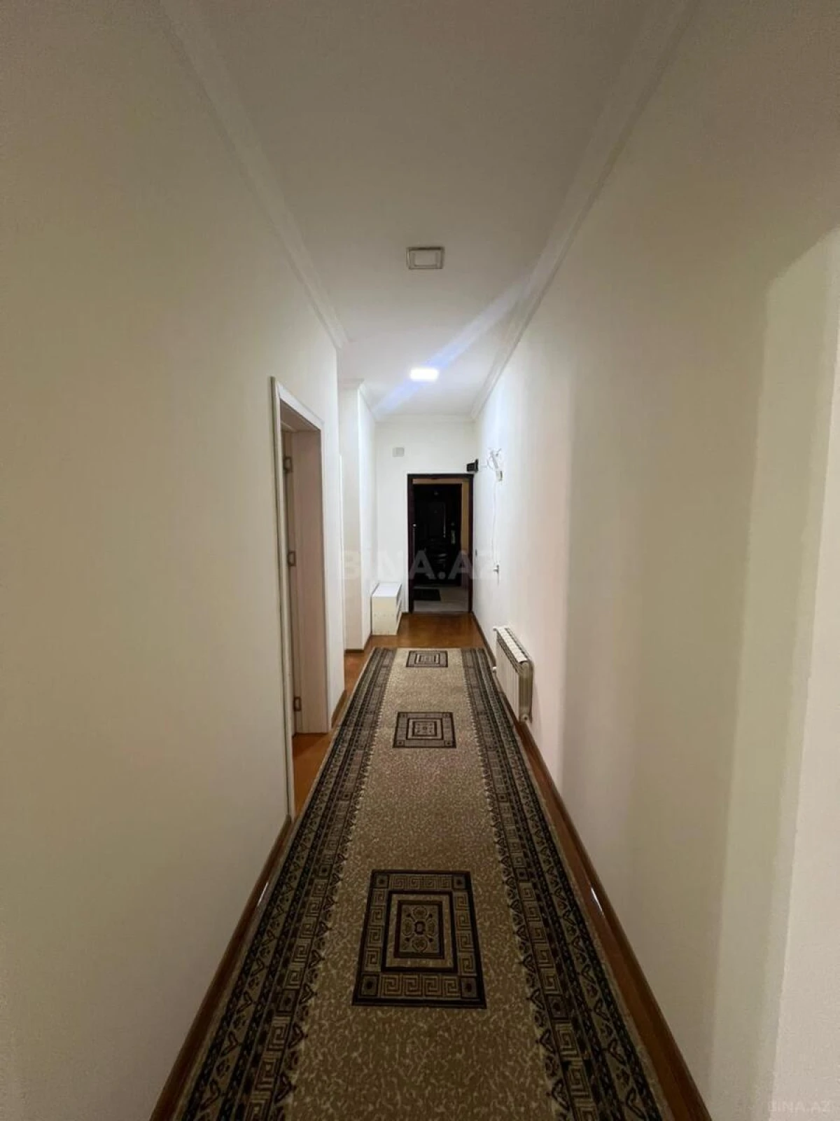 Satılır 2 otaqlı mənzil 71 m²