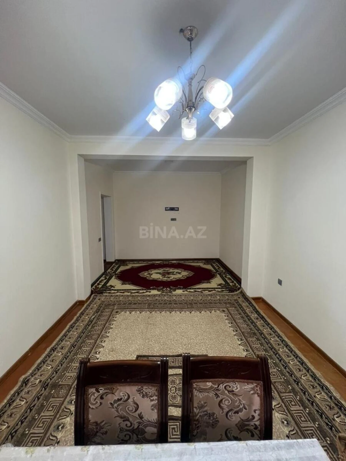 Satılır 2 otaqlı mənzil 71 m²