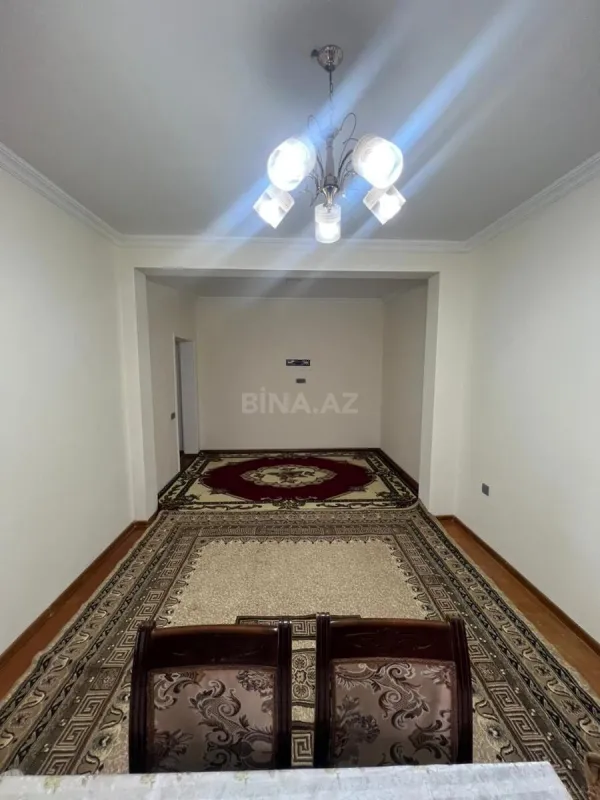 Satılır 2 otaqlı mənzil 71 m²