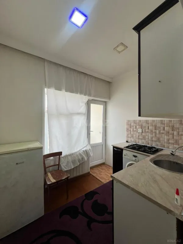 Satılır 2 otaqlı mənzil 71 m²