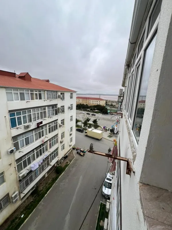 Satılır 2 otaqlı mənzil 71 m²