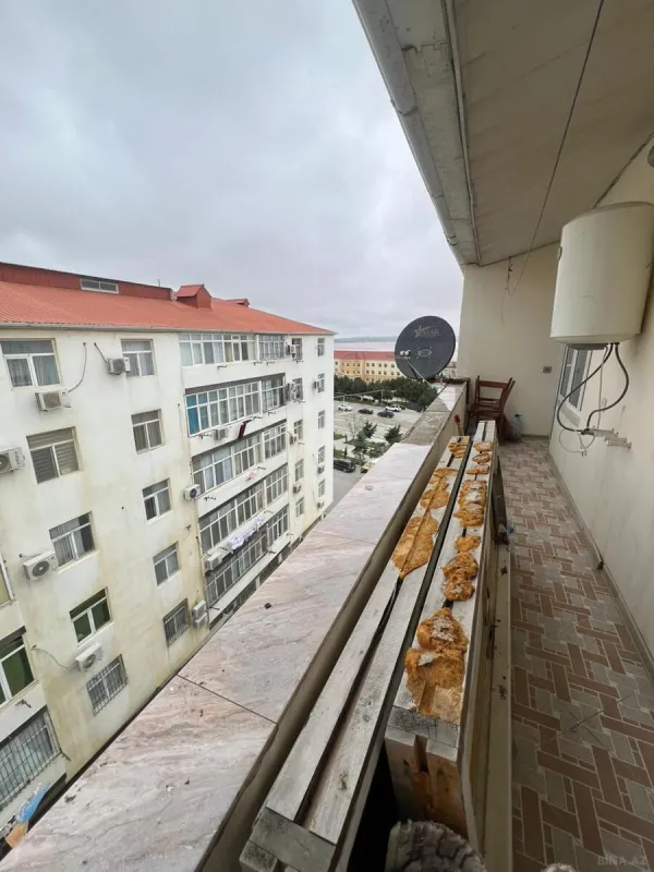 Satılır 2 otaqlı mənzil 71 m²