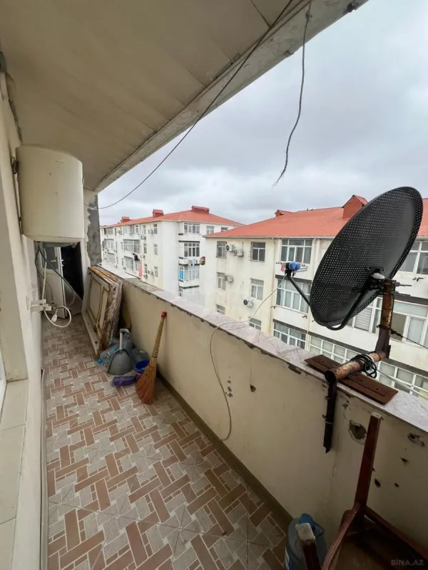 Satılır 2 otaqlı mənzil 71 m²