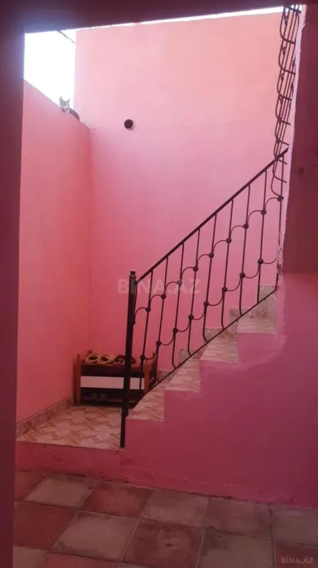 Satılır 4 otaqlı həyət evi 115 m²