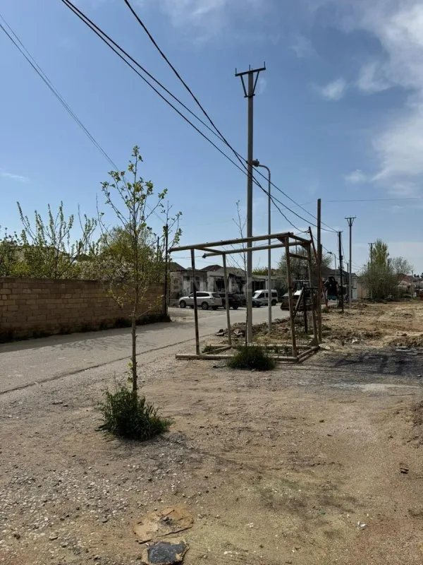 Satılır obyekt 210 m²