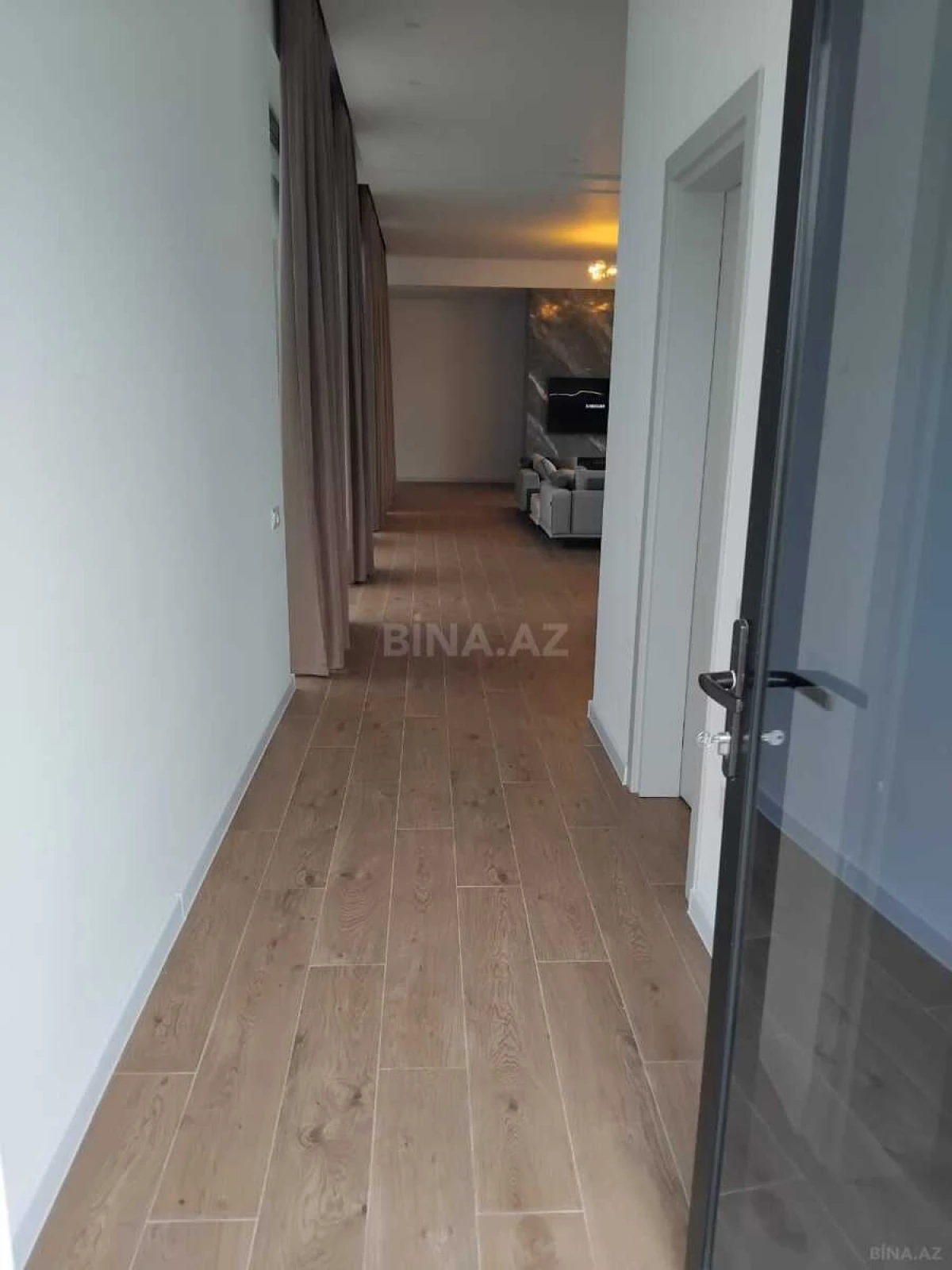 Kirayə verilir 5 otaqlı həyət evi 250 m²