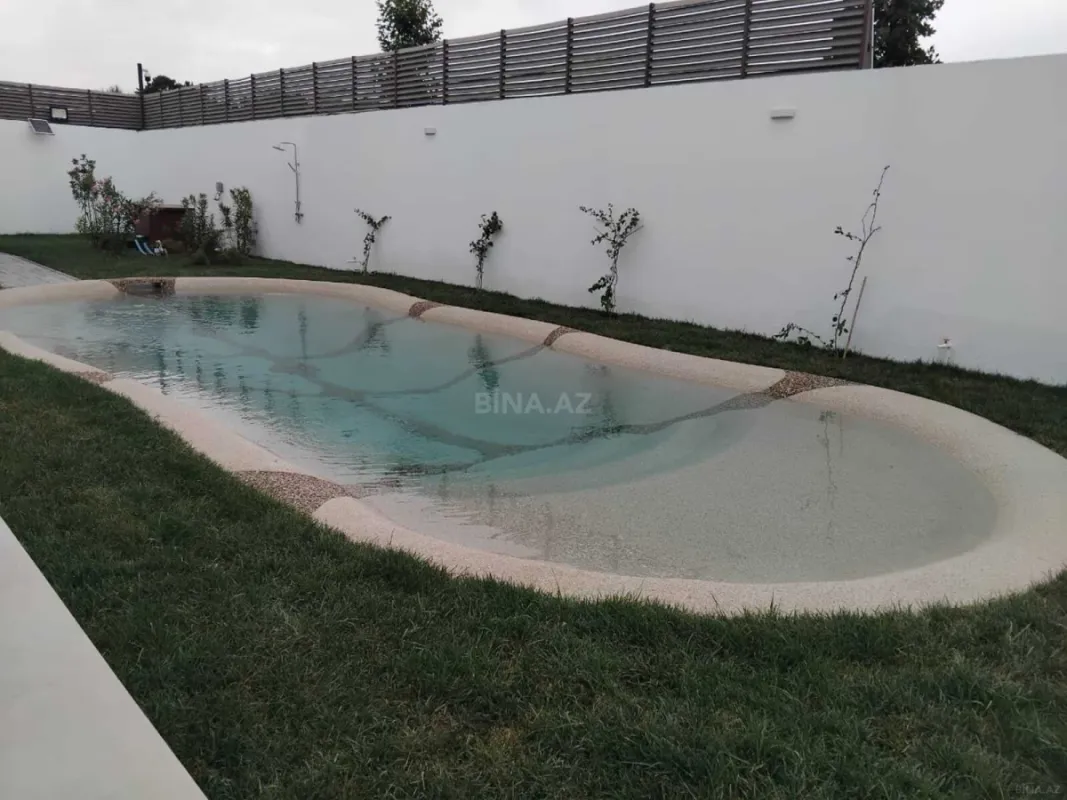 Kirayə verilir 5 otaqlı həyət evi 250 m²