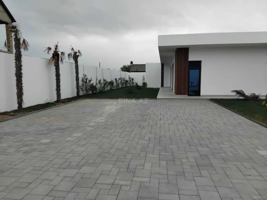 Kirayə verilir 5 otaqlı həyət evi 250 m²