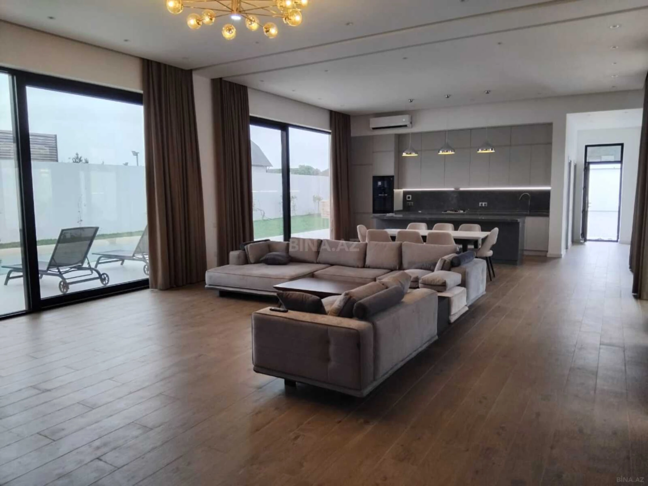 Kirayə verilir 5 otaqlı həyət evi 250 m²