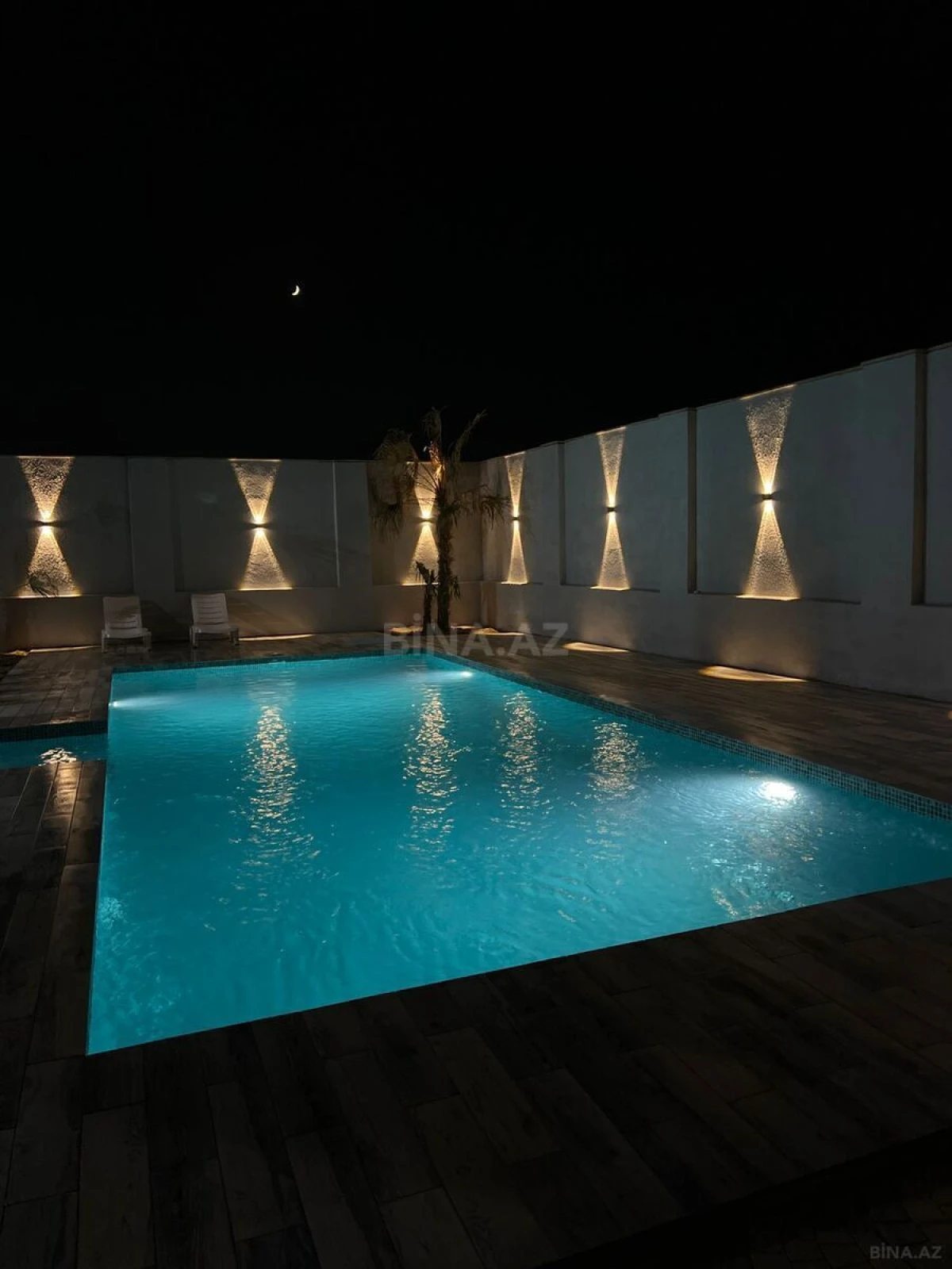 Kirayə verilir 5 otaqlı həyət evi 300 m²