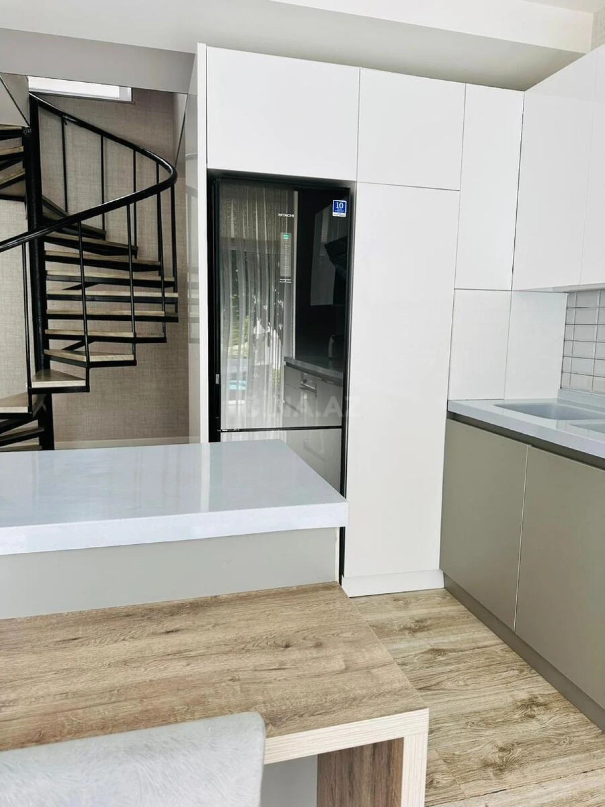 Kirayə verilir 5 otaqlı həyət evi 200 m²