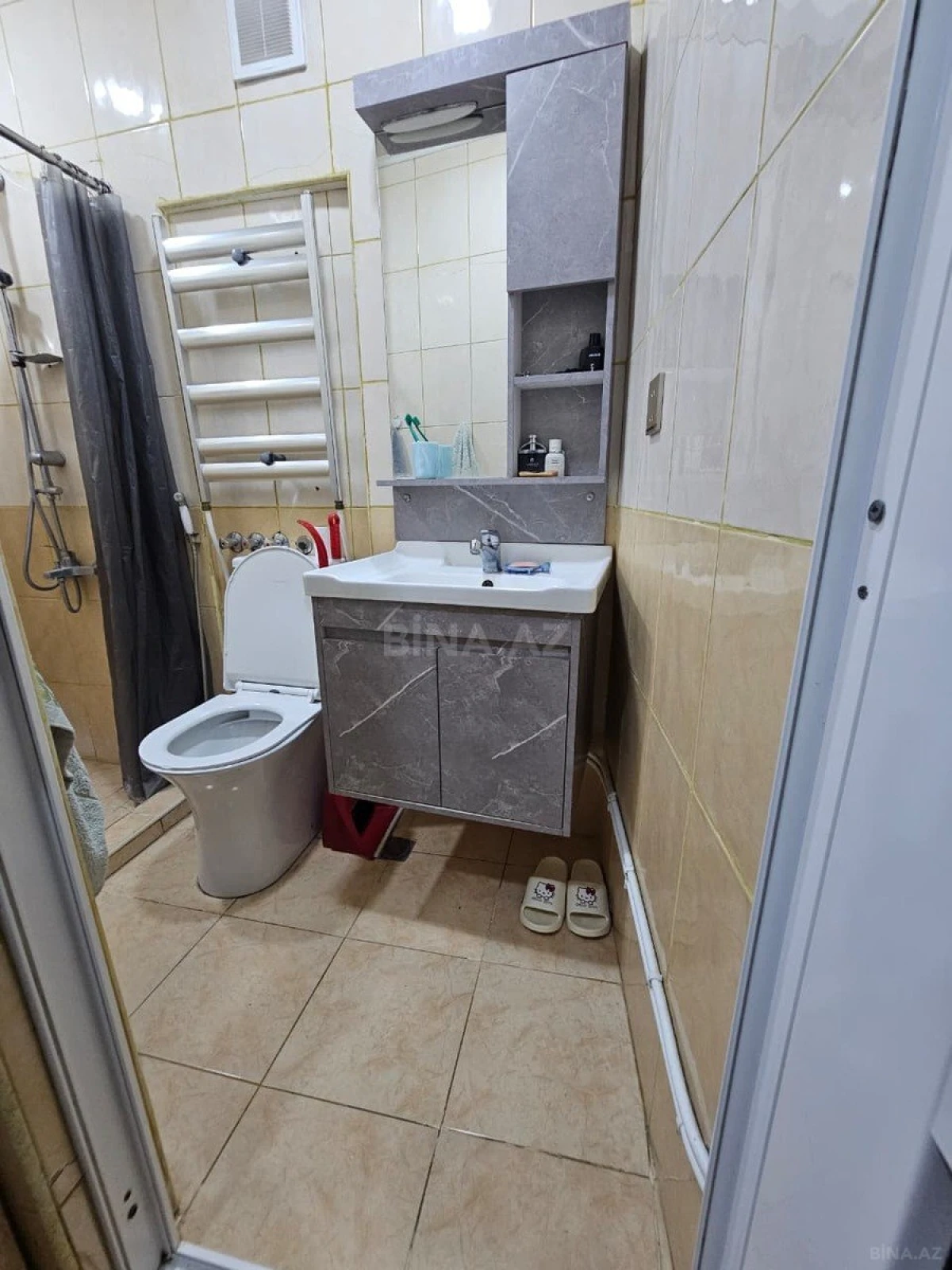 Satılır 4 otaqlı mənzil 90 m²