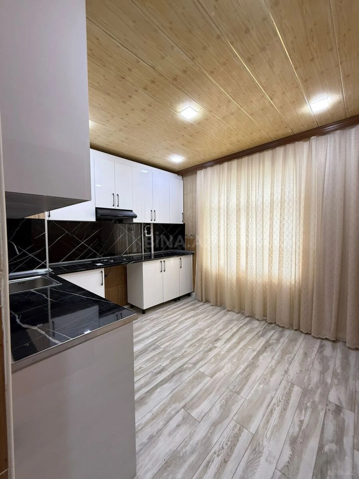 Satılır 3 otaqlı mənzil 70 m²