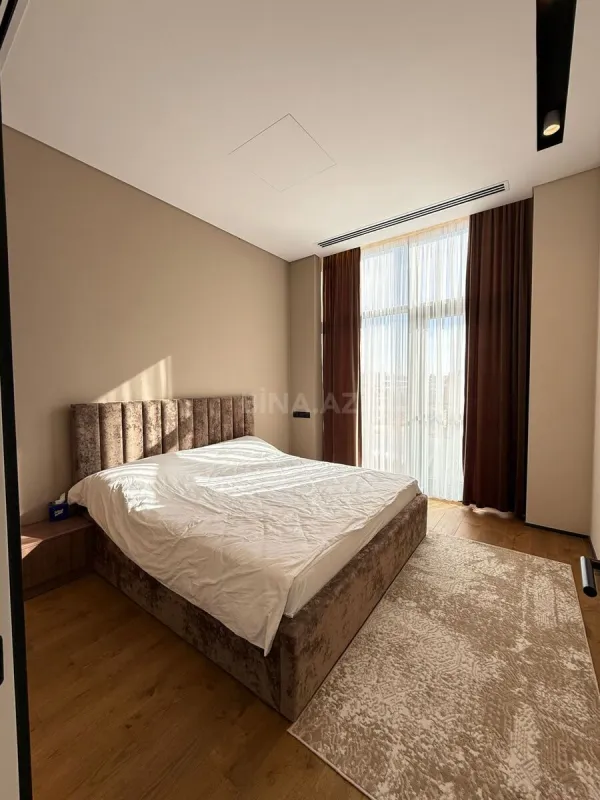 Kirayə verilir 2 otaqlı mənzil 70 m²