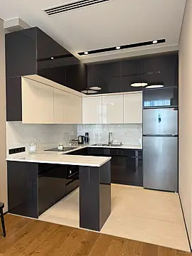 Kirayə verilir 2 otaqlı mənzil 70 m²