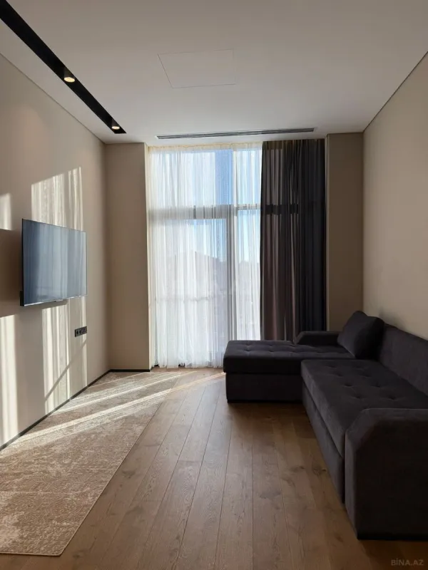 Kirayə verilir 2 otaqlı mənzil 70 m²
