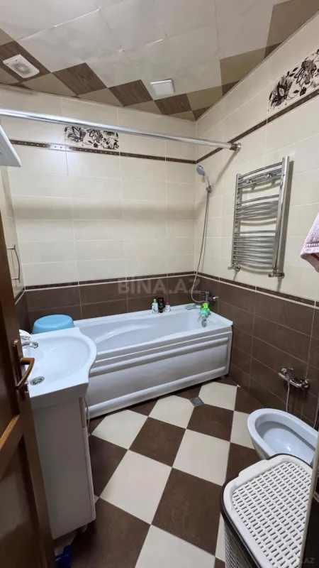 Kirayə verilir 3 otaqlı mənzil 120 m²