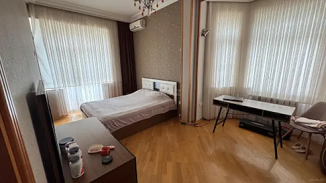 Kirayə verilir 3 otaqlı mənzil 120 m²