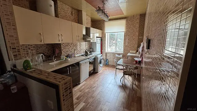 Kirayə verilir 3 otaqlı mənzil 120 m²