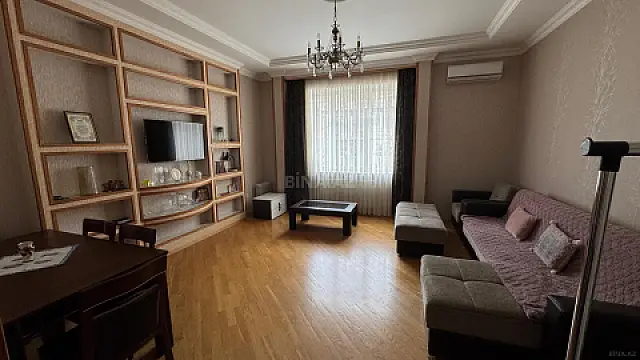 Kirayə verilir 3 otaqlı mənzil 120 m²