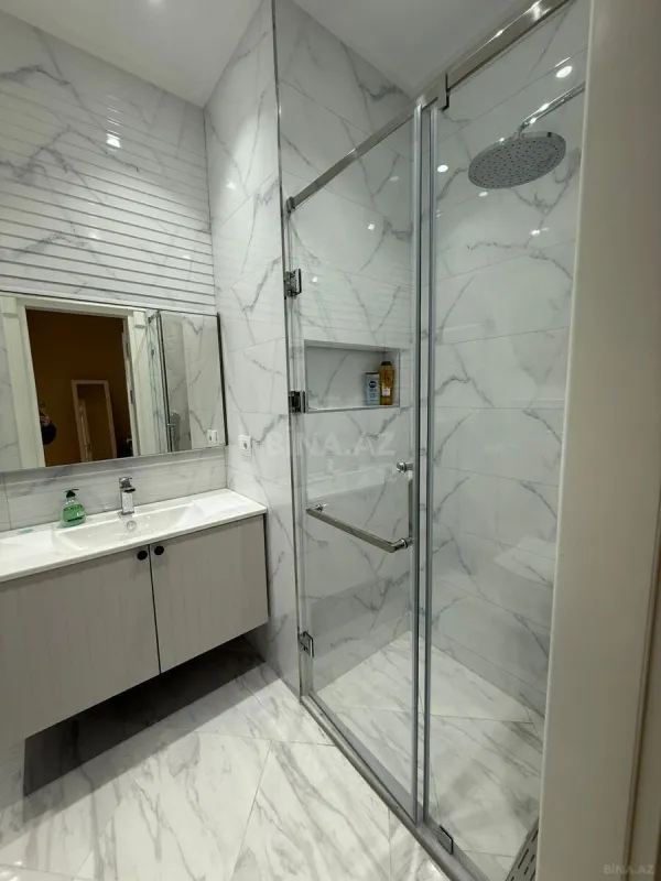 Kirayə verilir 3 otaqlı mənzil 120 m²