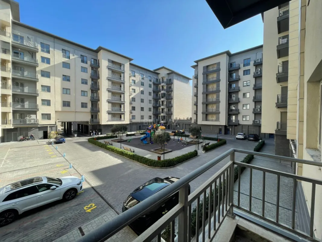 Kirayə verilir 3 otaqlı mənzil 120 m²