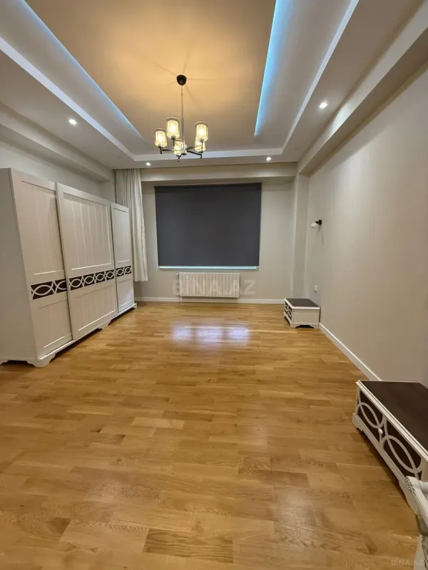 Kirayə verilir 3 otaqlı mənzil 120 m²