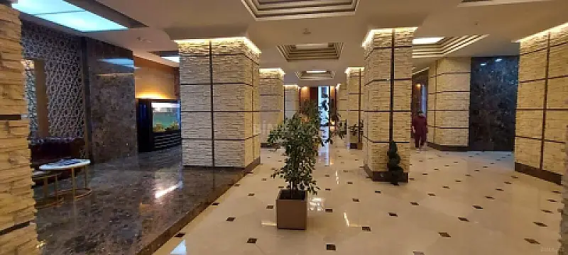 Satılır 3 otaqlı mənzil 113 m²