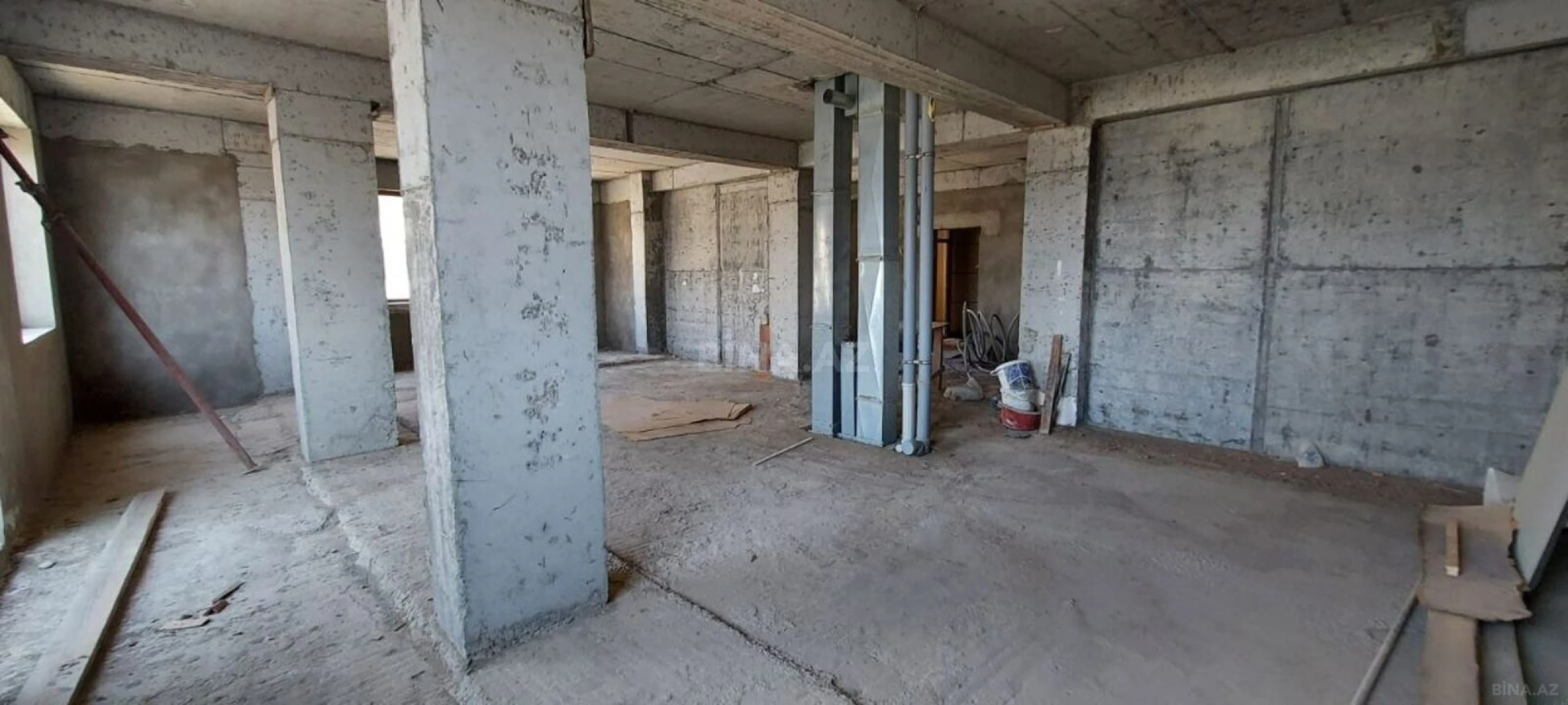 Satılır 3 otaqlı mənzil 113 m²