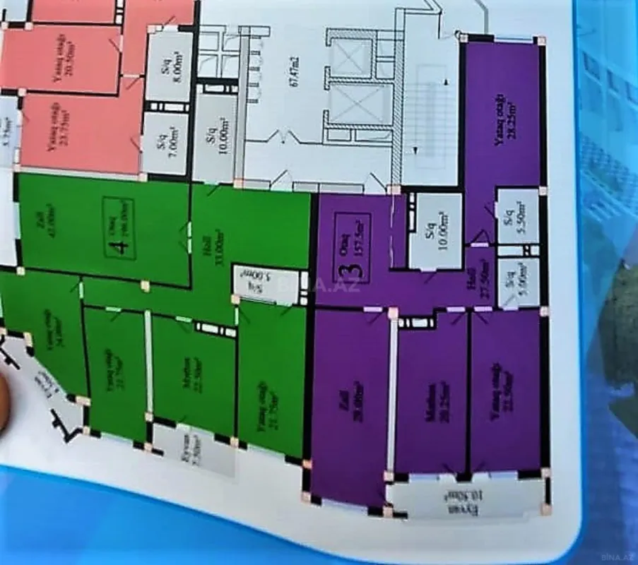 Satılır 4 otaqlı mənzil 197 m²