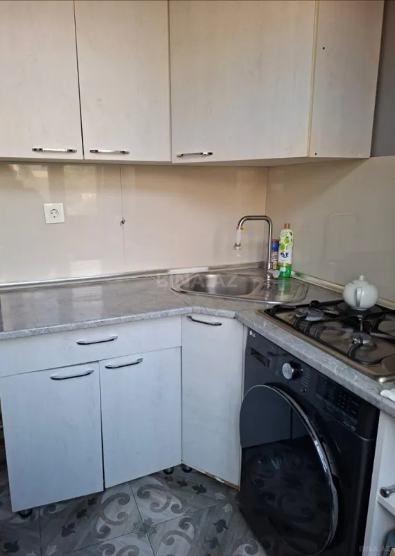 Satılır 2 otaqlı mənzil 56 m²