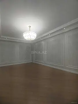 Satılır 4 otaqlı mənzil 164 m²