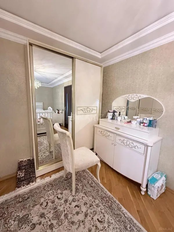 Satılır 2 otaqlı mənzil 65 m²