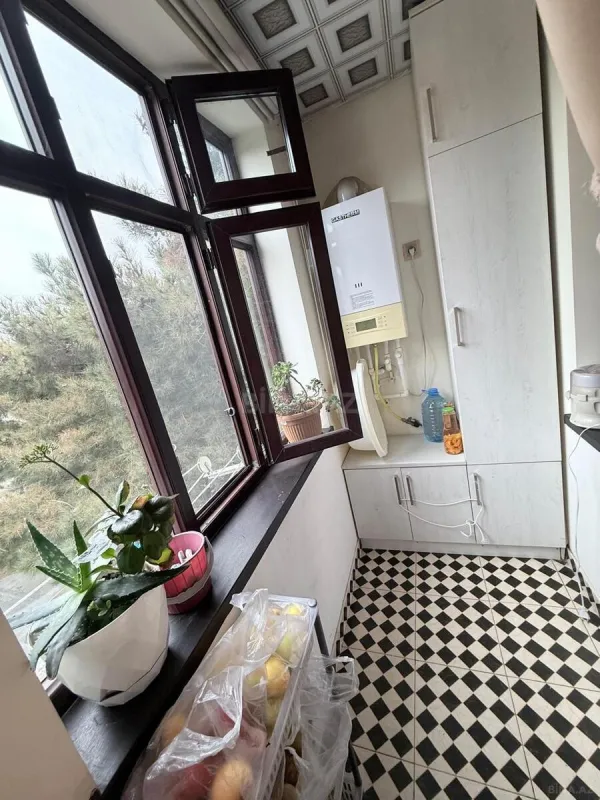 Satılır 2 otaqlı mənzil 65 m²