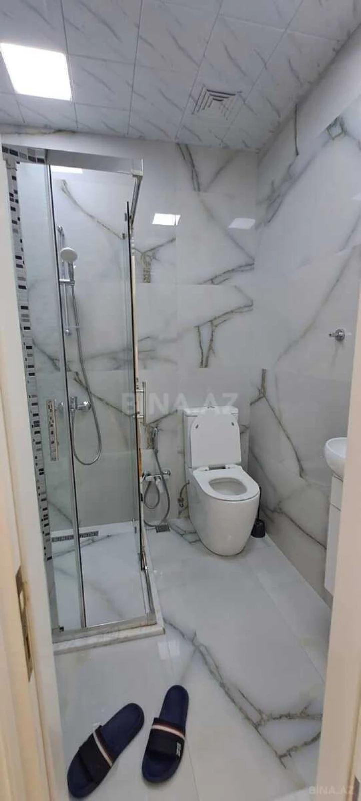 Kirayə verilir 3 otaqlı mənzil 160 m²