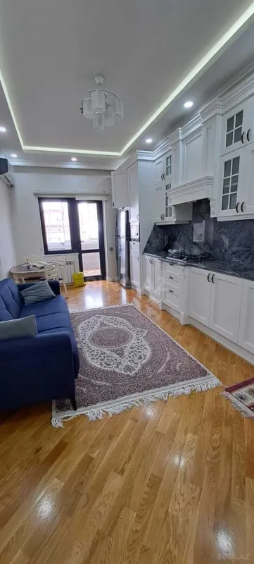 Kirayə verilir 3 otaqlı mənzil 160 m²