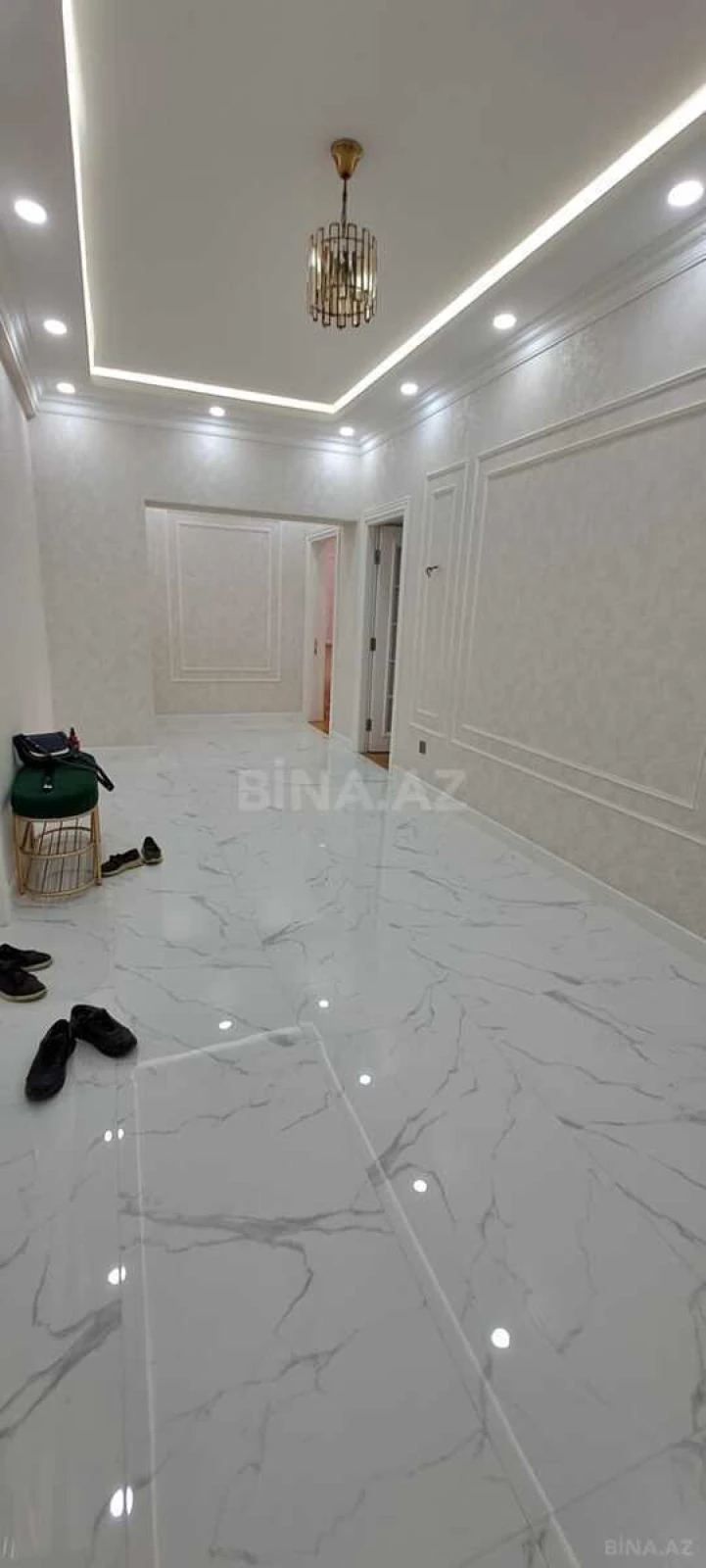 Kirayə verilir 3 otaqlı mənzil 160 m²